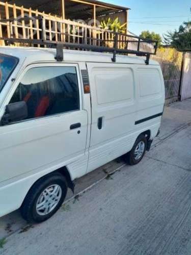 Vendo furgón Suzuki Carrier para reparación,
