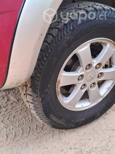 Mitsubishi l200 2015