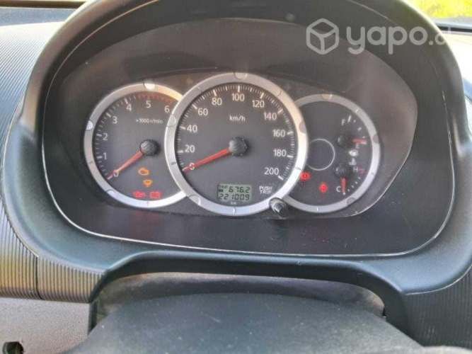 Mitsubishi l200 2015