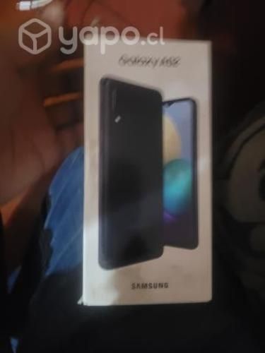 2 cajas de celulares vacías a