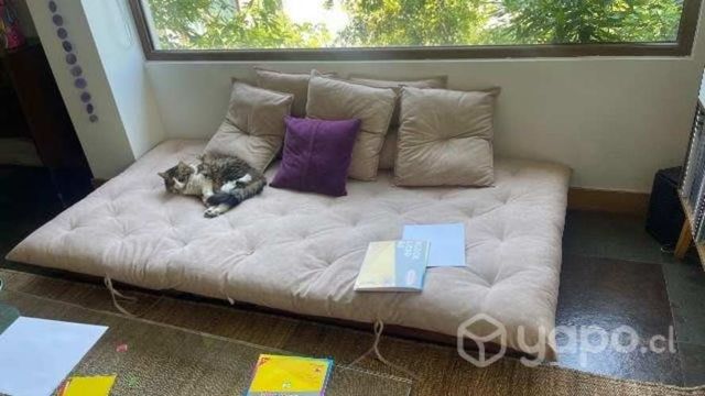 Sofá a nivel piso de muebles sur