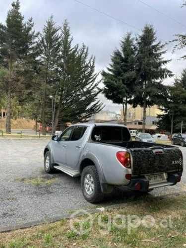 Mitsubishi L200 dakar 2012 automatica