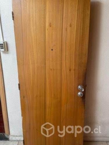 Puerta de madera