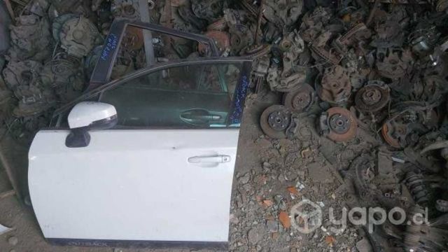 Puerta delantera izquierda subaru outback original