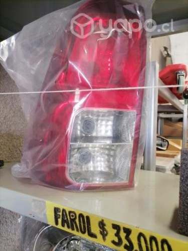 Farol izquierdo Toyota hilux 2016-2022
