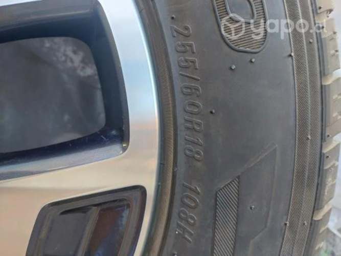 Llanta Alaskan con neumático aro 18 nuevas