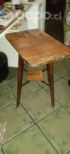 Meza con cubierta giratoria .