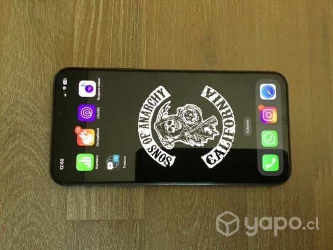 IPhone 11 Pro Max impecable
