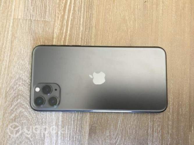 IPhone 11 Pro Max impecable