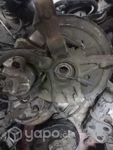 Muñón derecho Renault simbol 2016