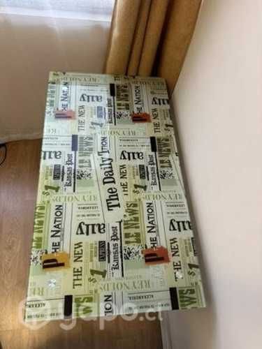 Escritorio de vidrio grueso