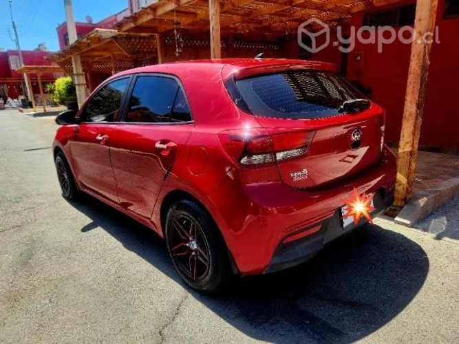 Kia rio 5 ex 1.4l 6 mt