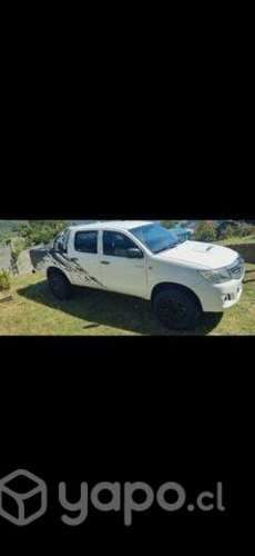 Toyota hilux año 2014 4x2