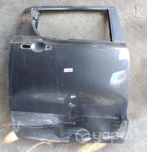 Puerta Trasera Derecha Detalle (MBD018) Mazda BT50