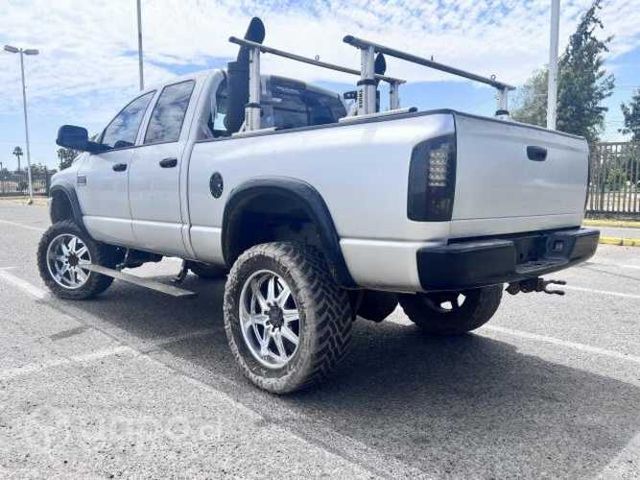 DODGE RAM 2500 año 2008