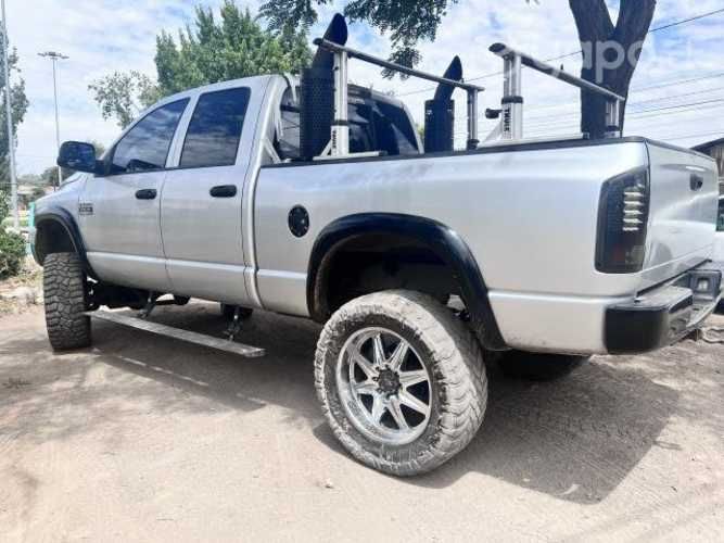 DODGE RAM 2500 año 2008