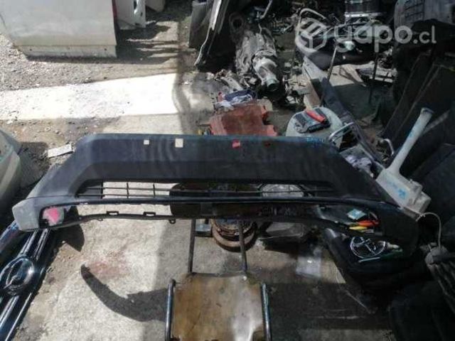 Spoiler inferior y rejilla parachoque rav4 2021