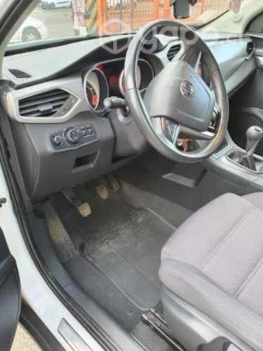 Auto Sub Mg blanco 2016