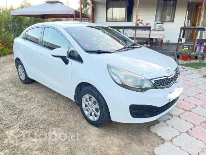 Kia Rio 4 Año 2012