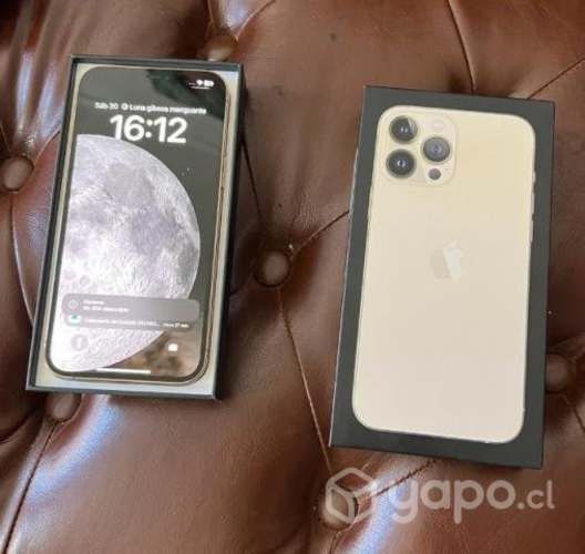 IPhone 12 pro max versión dorada