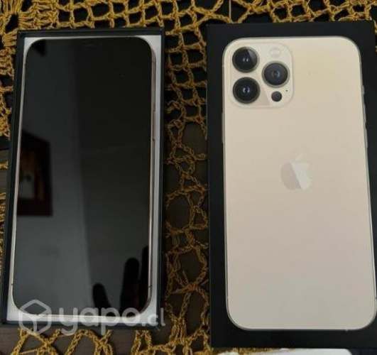 IPhone 12 pro max versión dorada