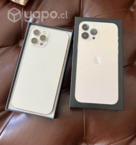 IPhone 12 pro max versión dorada