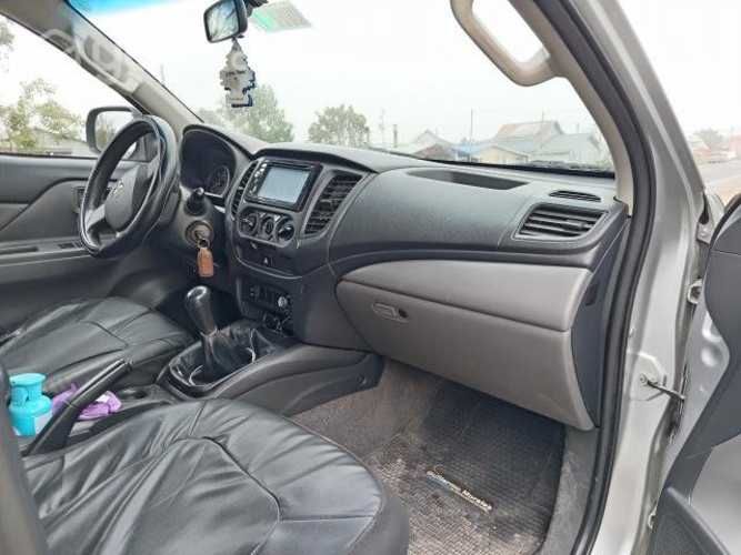 Mitsubishi L 200 2016