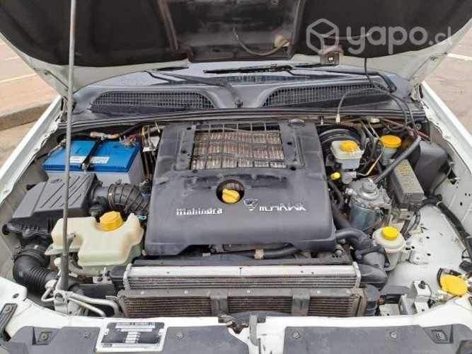 Mahindra pick up 2012 4x2