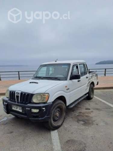 Mahindra pick up 2012 4x2