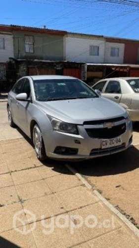 Vendo mi auto CHEVROLET CRUZE 2011