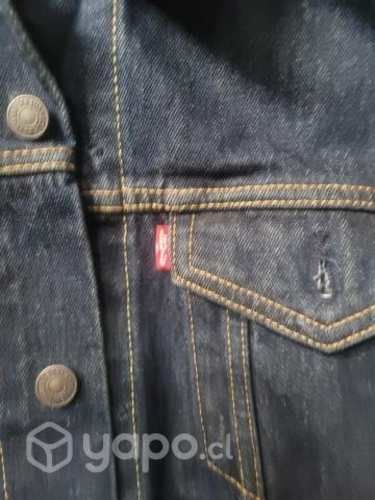 Casaca mezclilla levis nueva 1 solo uso