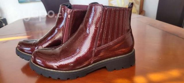 Botín Guinda acharolado