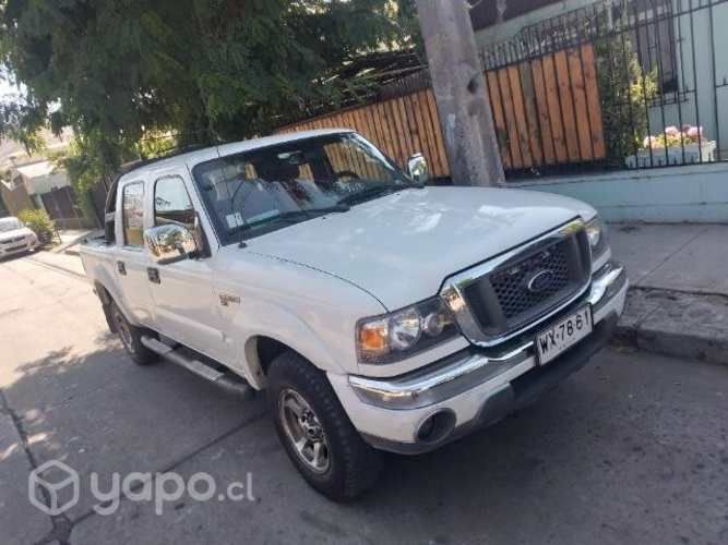 Camioneta doble cabina