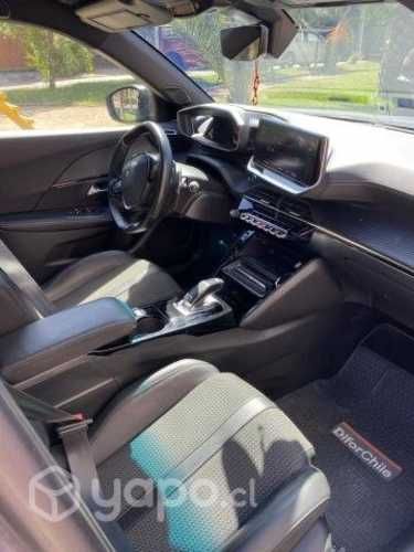 Peugeot 2008 2021