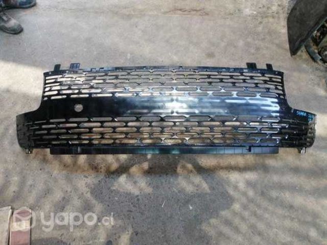 Rejilla parachque delantero hyundai staria orig