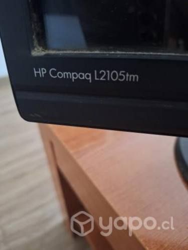 Monitor táctil HP Compaq 2105