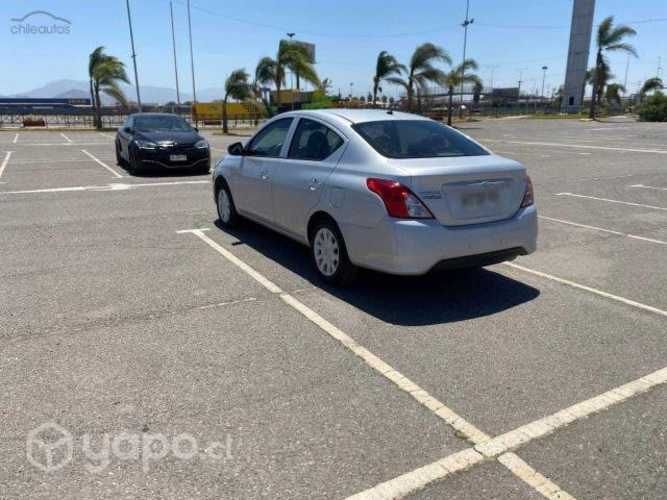 Nissan versa 2019