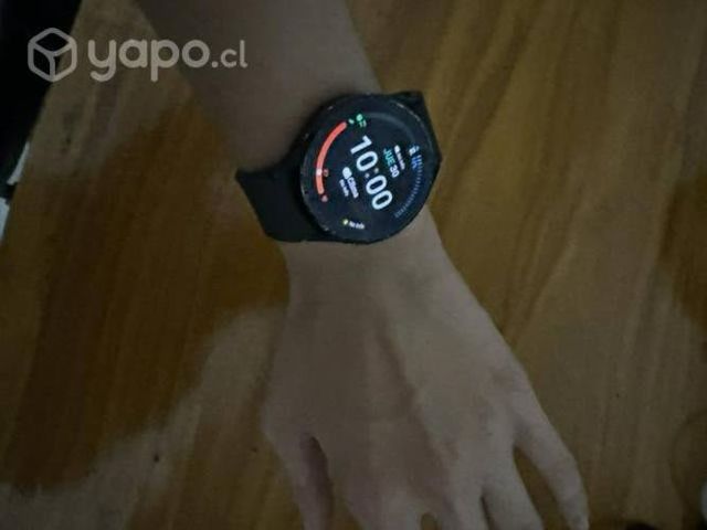 Reloj galaxy Watch 4 + cargador