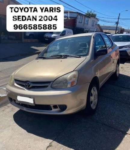 Toyota yaris sedan 2004