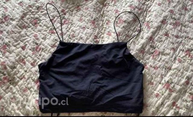 Crop top negro Talla xs
