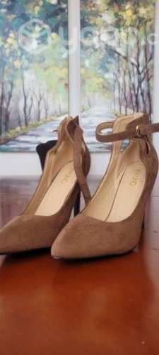 Zapato Via Uno con tobillera marron