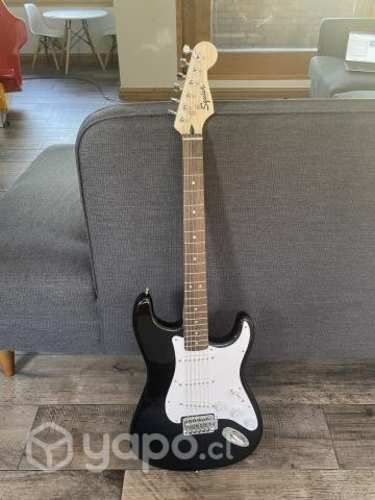 Guitarra electrica squiere + accesorios