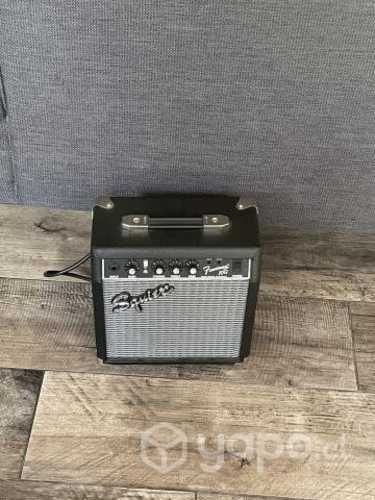 Guitarra electrica squiere + accesorios