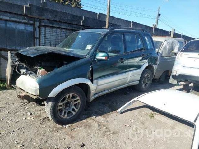 Luneta suzuki gran nomade