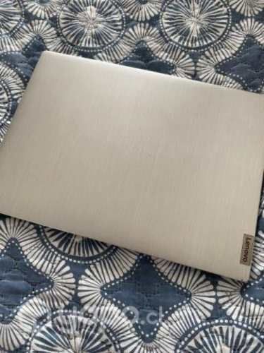 Lenovo ideapad 3i Intel Core i5 8GB RAM