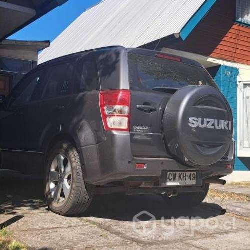 Suzuki grand nomade 2011