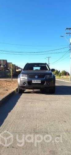 Suzuki grand nomade 2011