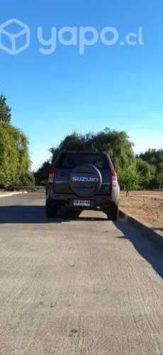 Suzuki grand nomade 2011