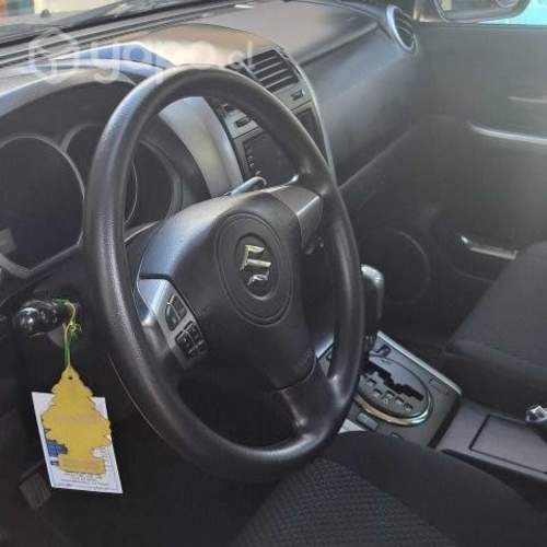 Suzuki grand nomade 2011