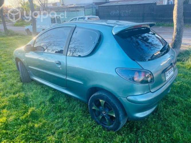 Peugeot 206 año 2002